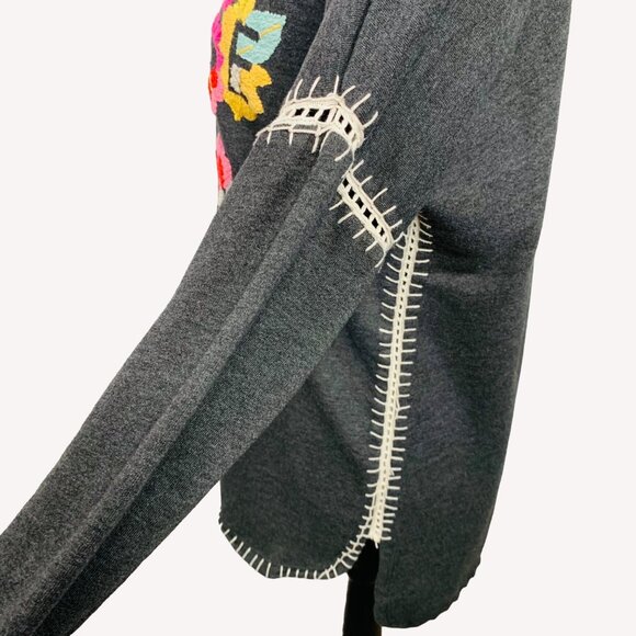 Bleu Bayou Crewel Embroidered Sweater Size S Floral Long Sleeve Blanket Stitch - Picture 11 of 16